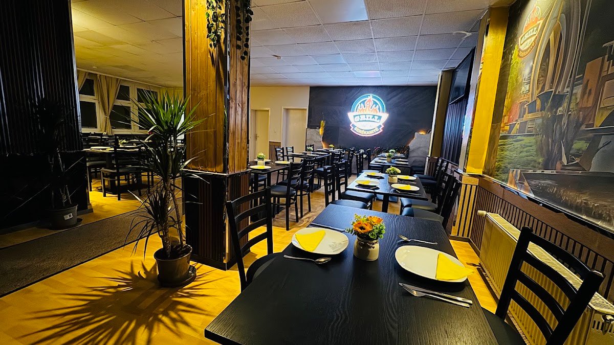 واجهة مطعم رأس العين للمشاوي. Grillrestaurant Serêkaniyê